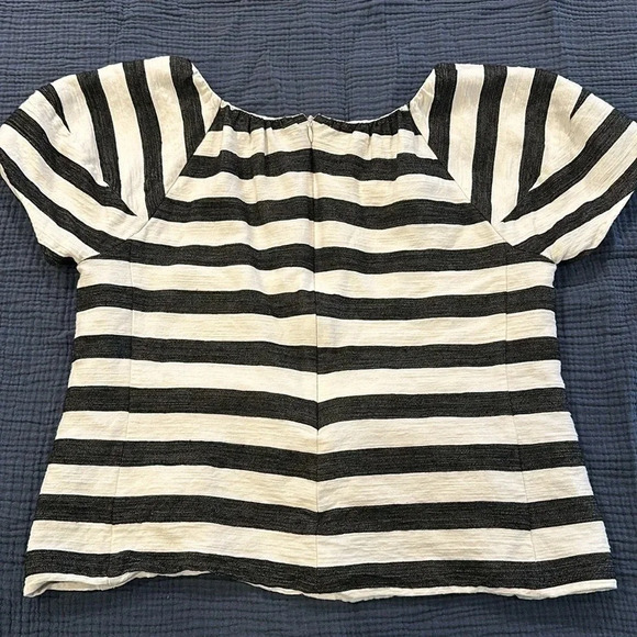 ANN TAYLOR Linen Blend Black and White Stripe Short Sleeve Blouse Size Small - Picture 6 of 7